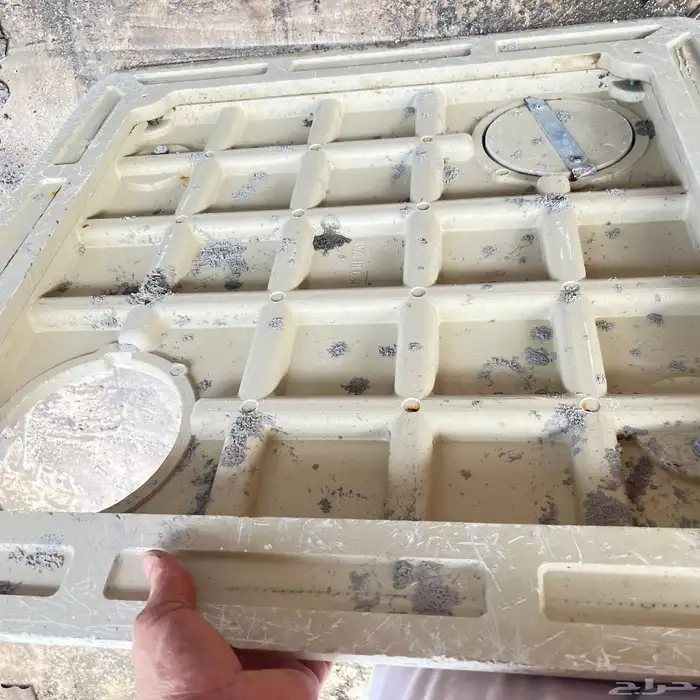 أغطية خزانات 2