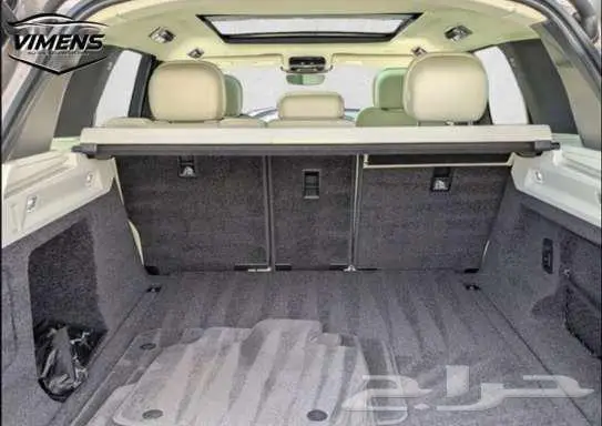 رينج روفر 2023 SE 8