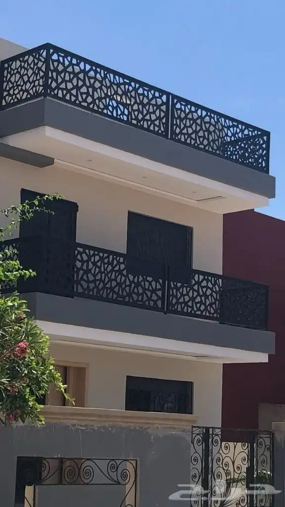 دربزان حديد 0