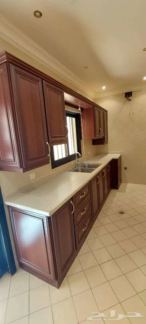 فيلا سكنية فاخرة للبيع   مدينة الخبر - حي التحلية 2