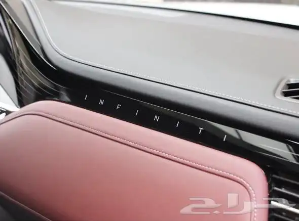 انفينتيQX80 2025 4
