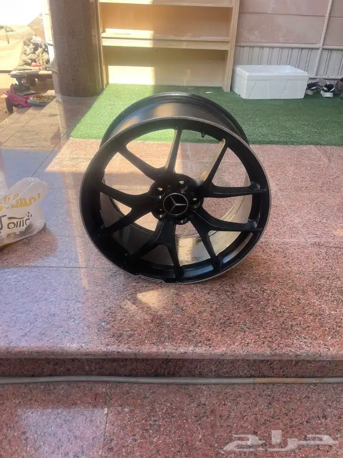 جنوط مرسيدس طقم نضيفه جدا 0