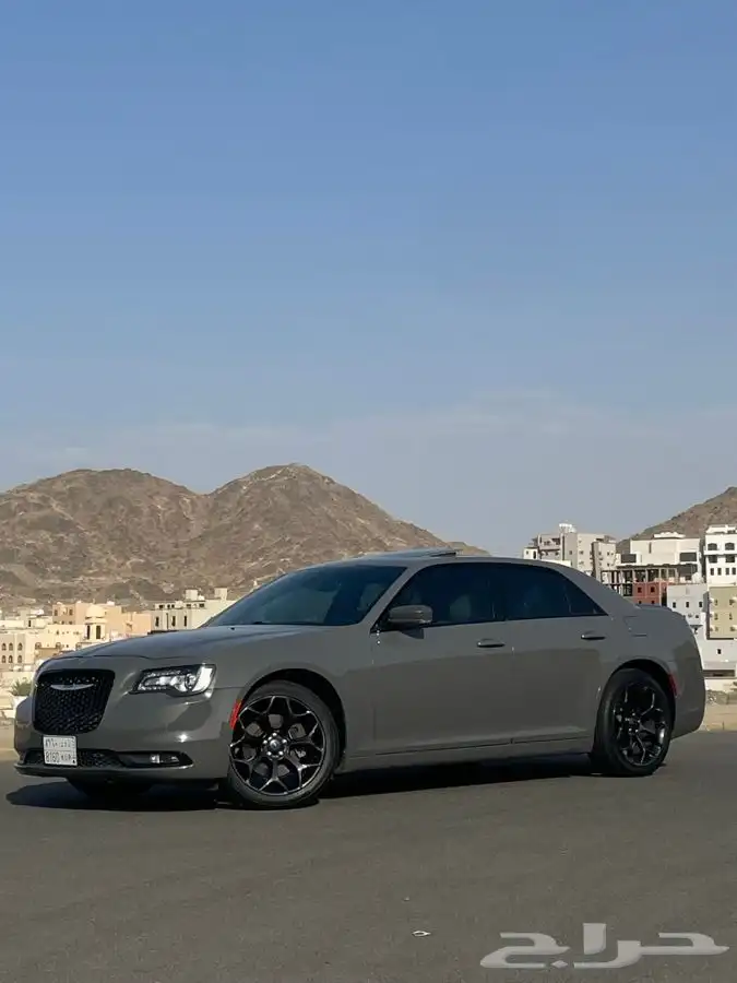 كرايسلر 300s v6 5