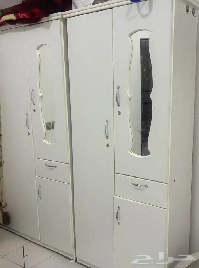 دولابين ملابس نظيفة جدا 0