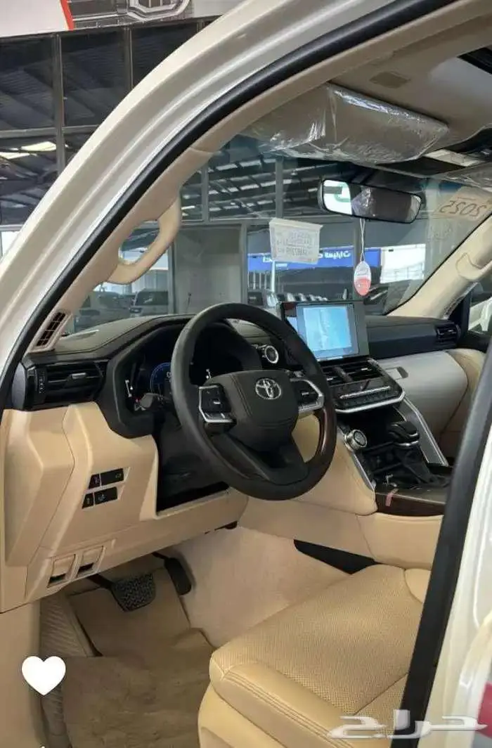 تويوتا لاندكروزرGXR تنفس طبيعي فل كامل بريمي 2025 2