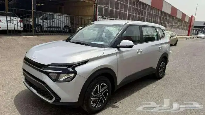 كيا كارينز ستاندر مطور 2025 16