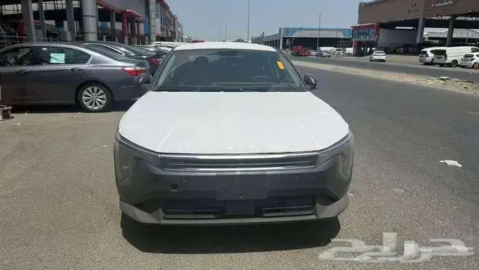 كيا k4 نص فل 2000 فتحة سقف 2026 0