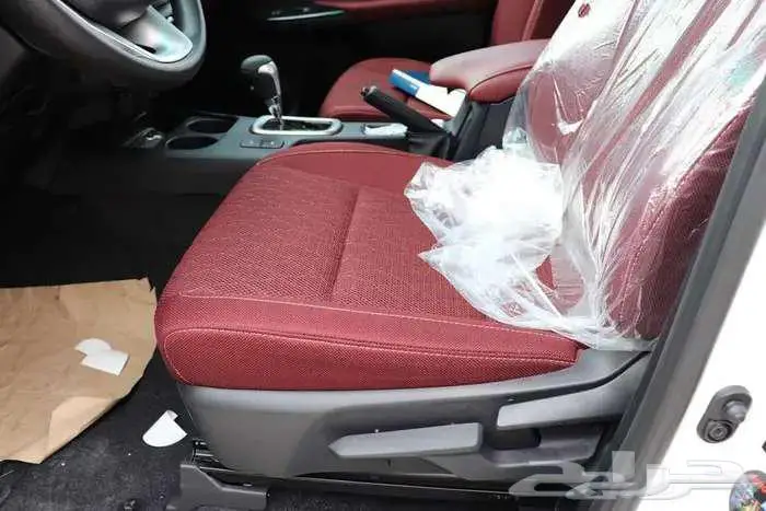 تويوتا هايلوكس فل كامل بنزين 10