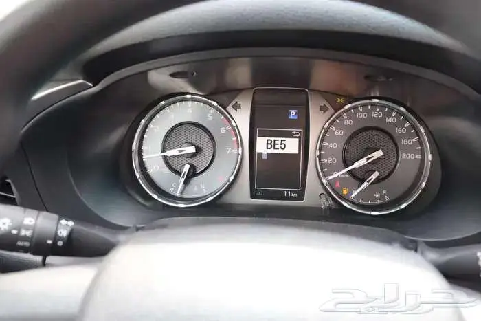 تويوتا هايلوكس فل كامل بنزين 27