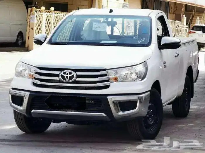 تويوتا هايلكس غمارة GL ديزل 2024 1