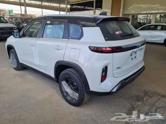 تويوتا اوربان كروزر فل كامل 6