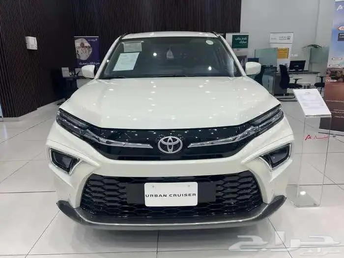 تويوتا اوربان 2026 متوفر الفئات قسط شهري يبدا 818 ريال 2