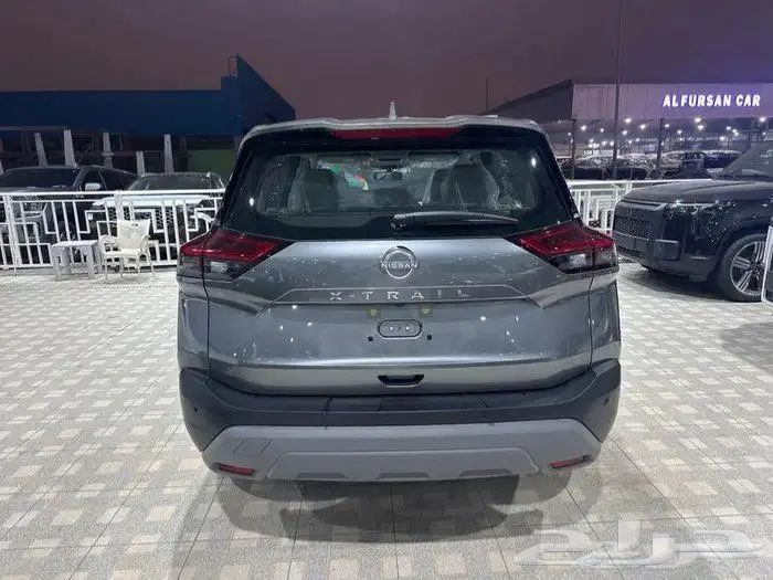 اكس تريل استاندر 2025 5 راكب وي 7 راكب 4