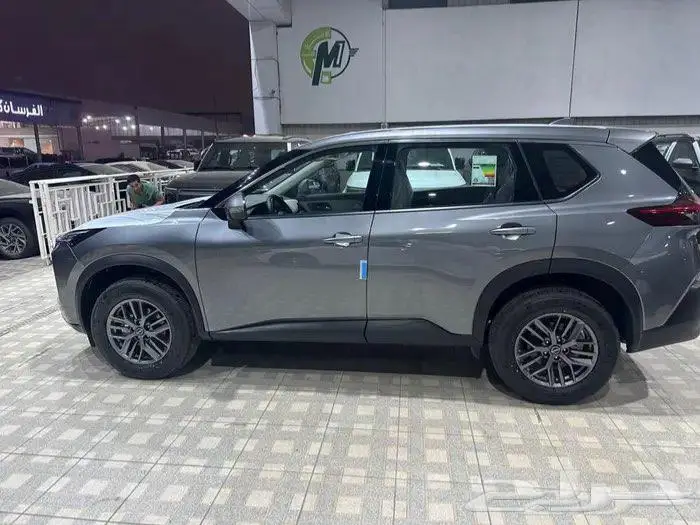 اكس تريل استاندر 2025 5 راكب وي 7 راكب 1