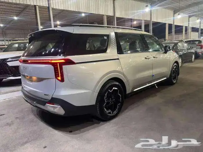 كيا كرنفال نص فل موديل 2026 باقل سعر عرض خاص 10