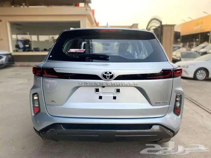 تويوتا اوربان كروز فل كامل 1