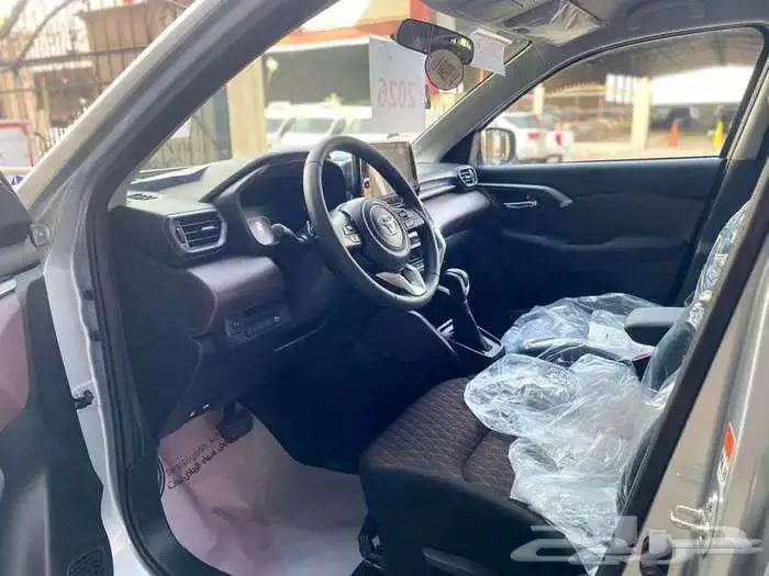 تويوتا اوربان كروز فل كامل 9