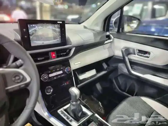 عرض خاص تويوتا فيلوز 2025 ( كاش - تقسيط ) 5