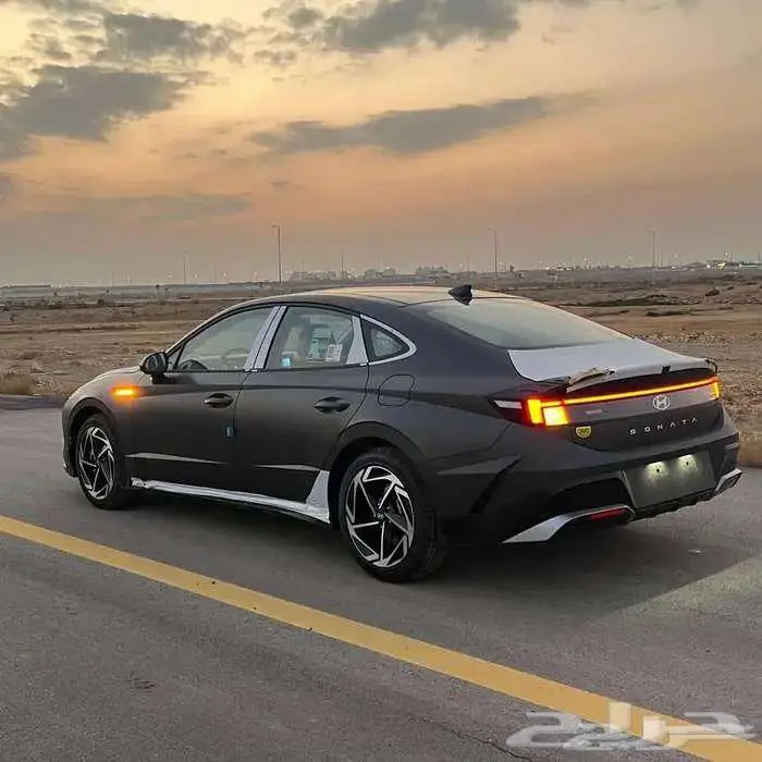 هيونداي سوناتا 2026 اسود 2