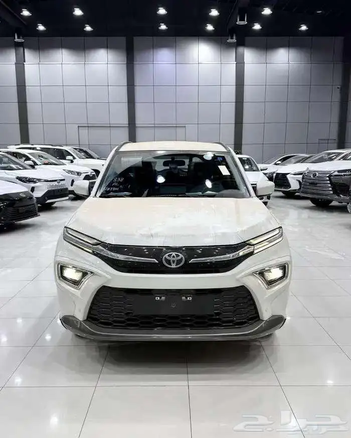 تويوتا اوربان 2026 كاش وقسيط 21