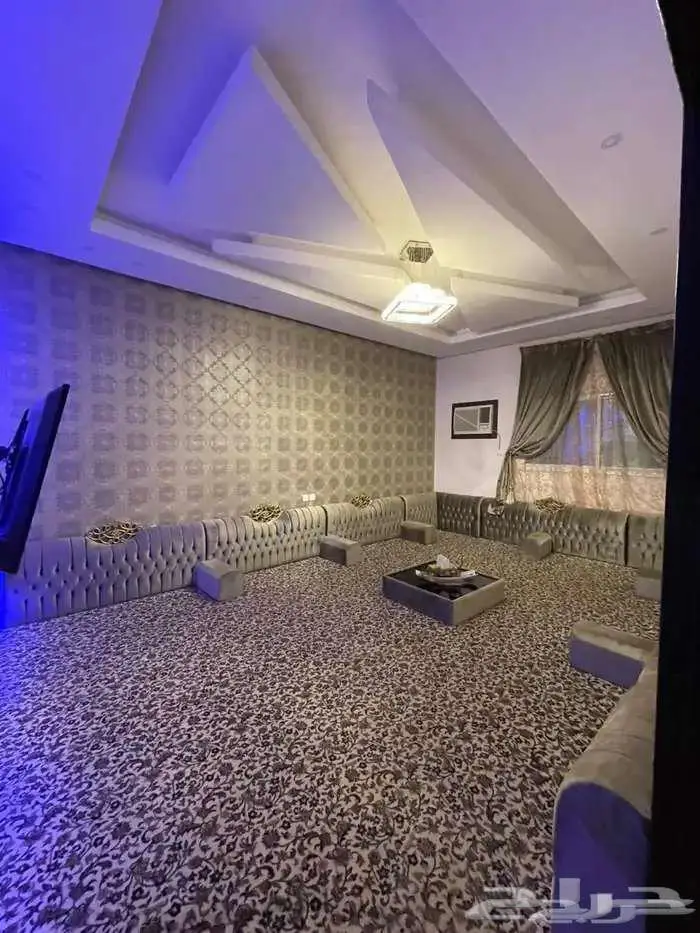 شقه فاخرة مؤثثة للإيجار محايل عسير 4