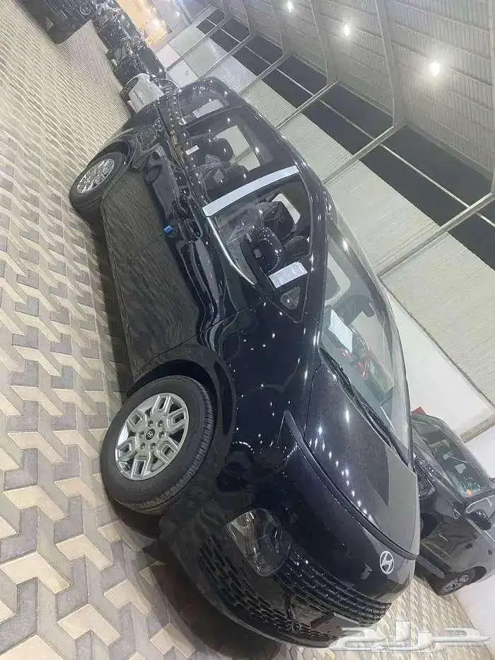 هونداي ستاريا 2025 باص مدارس بعرض خاص 1