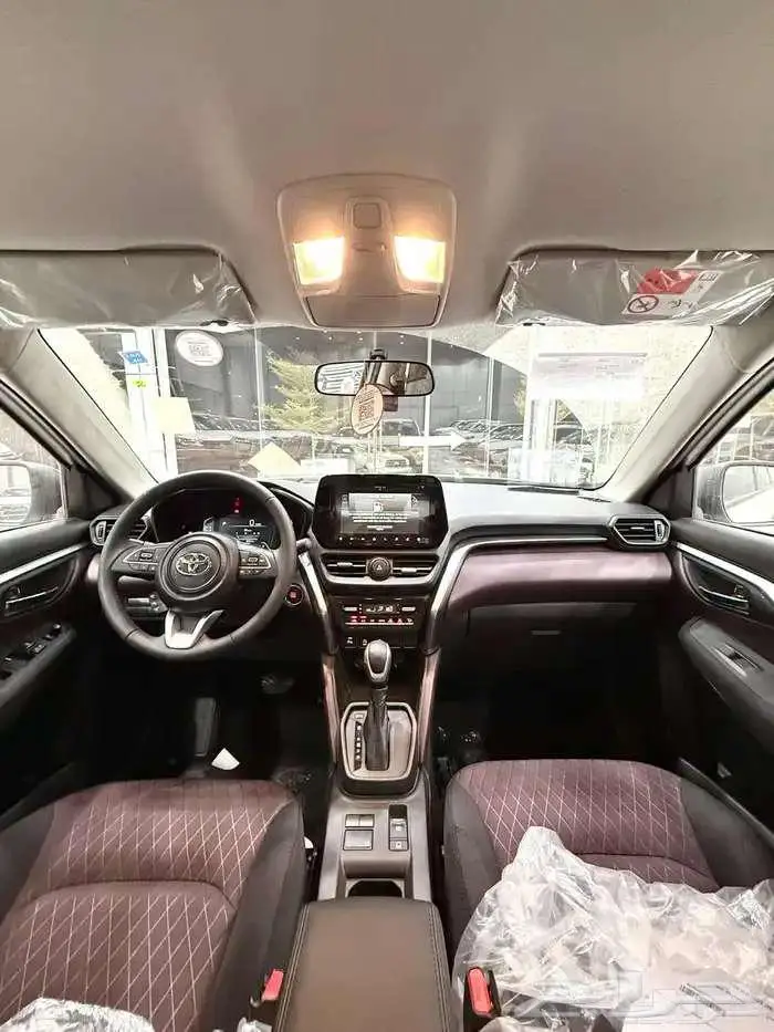 تويوتا اوربان 2026 كاش وقسيط 6