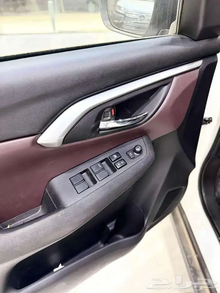 تويوتا اوربان 2026 كاش وقسيط 10