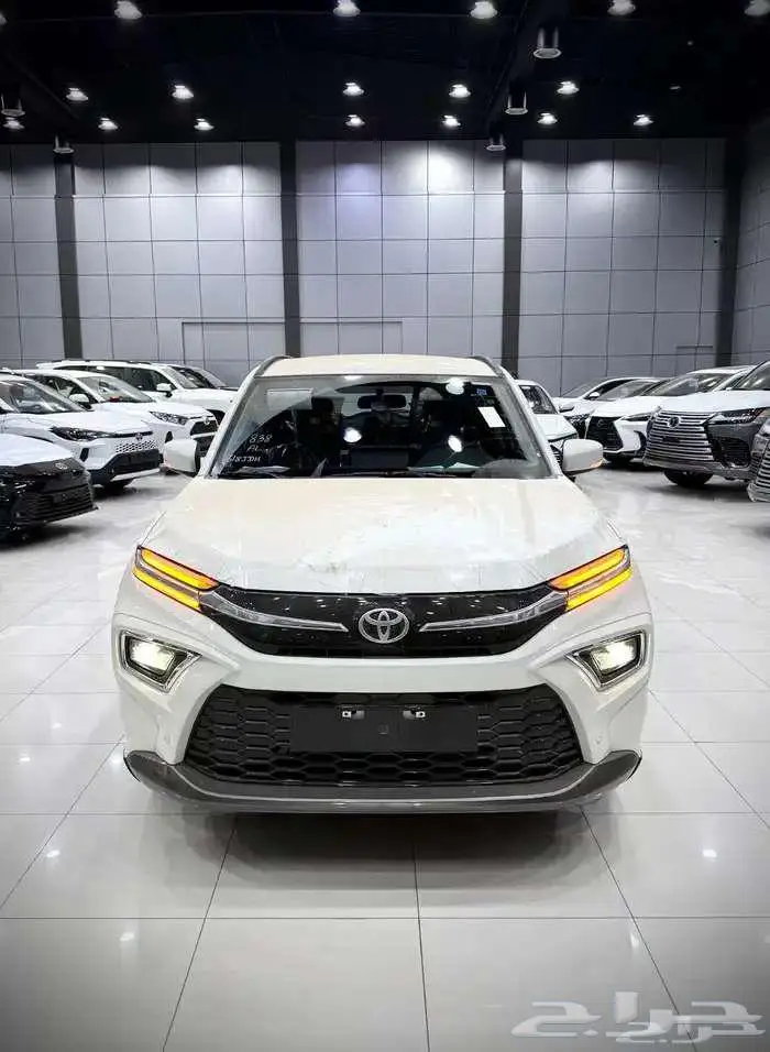 تويوتا اوربان 2026 كاش وقسيط 0