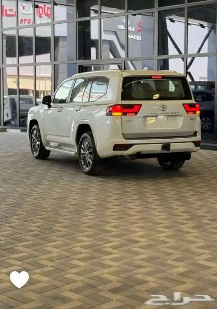 تويوتا لاندكروزرGXR تنفس طبيعي فل كامل بريمي 2025 10