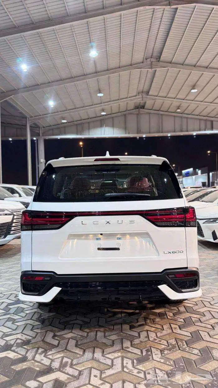 لكزس اف سبورت سعودي 2025 19