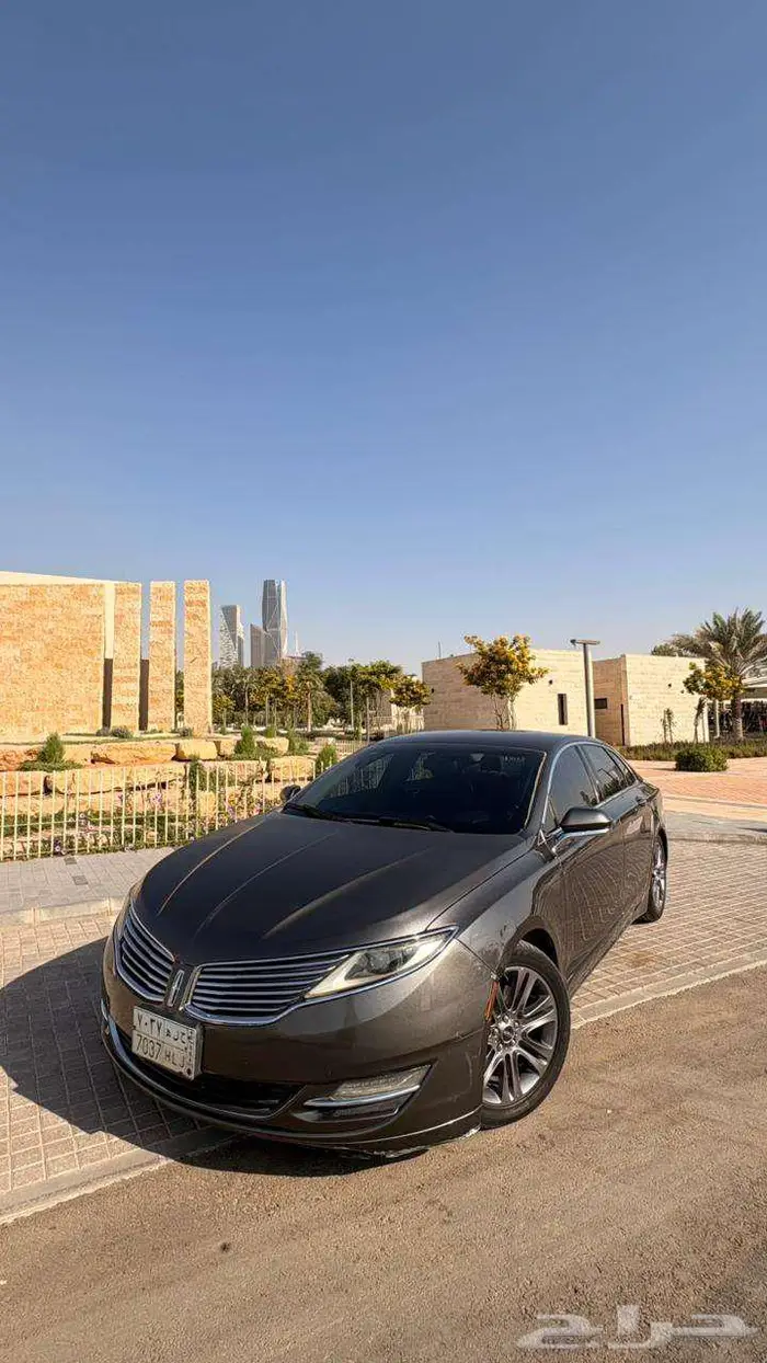 للبيع لينكولن MKZ 2015 9
