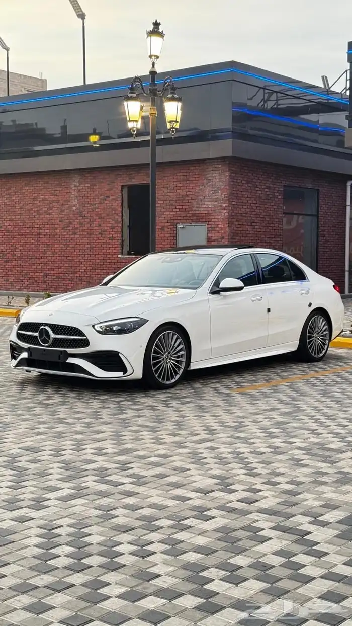 للبيع مرسيدس c300 2