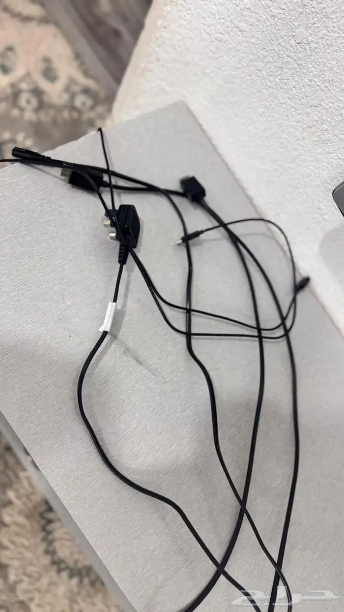 جهاز PlayStation 5 Slim سليم 1 تيرا للبيع مع شاشه 8