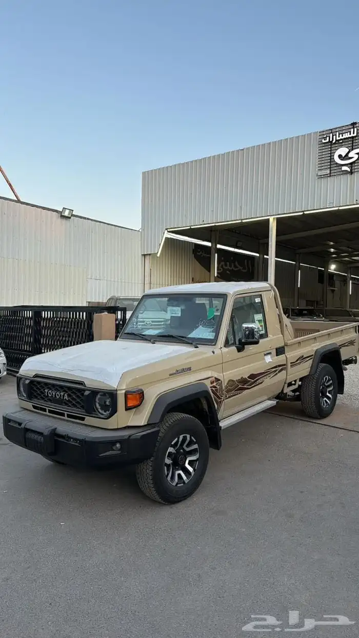 تويوتا شاص 2025 فل كامل رفرف بنزين اوتماتيك سعودي جديد 1