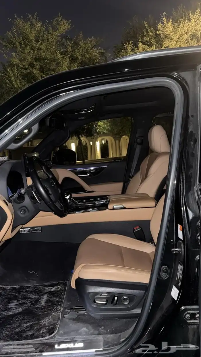 جيب لكزس للبيع 4