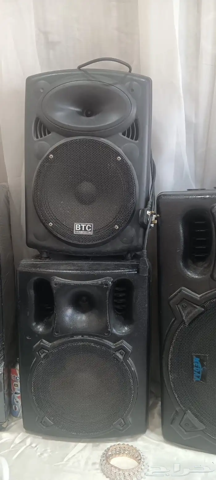 ايجار سماعات للحفلات وبروجكترات 10