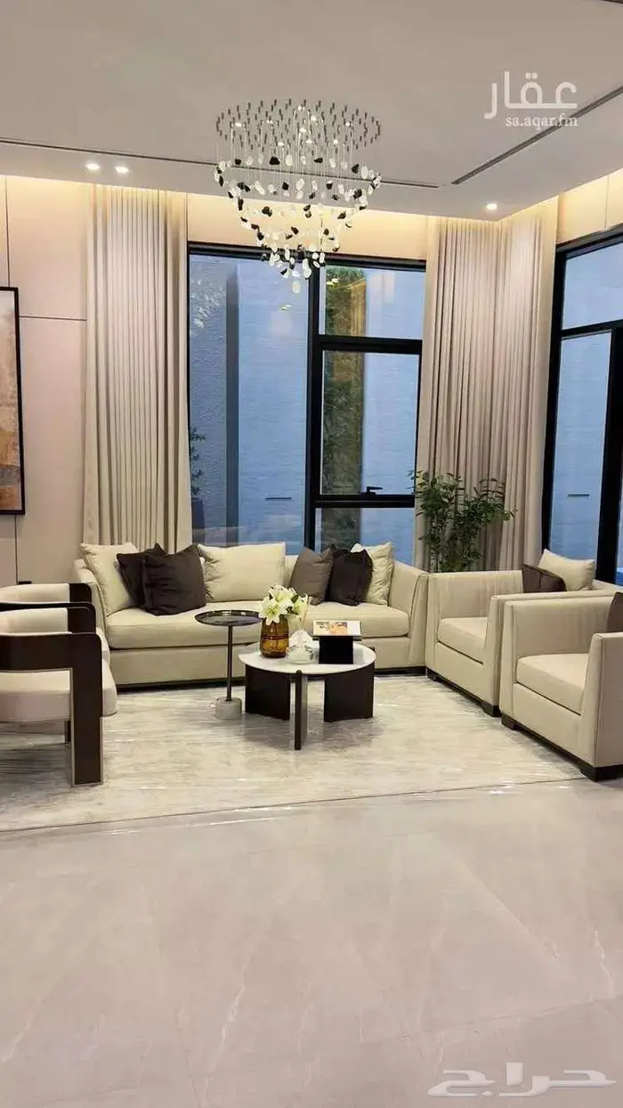 للبيع فيلا منفصله بالسيف 374 متر مرتبه 1