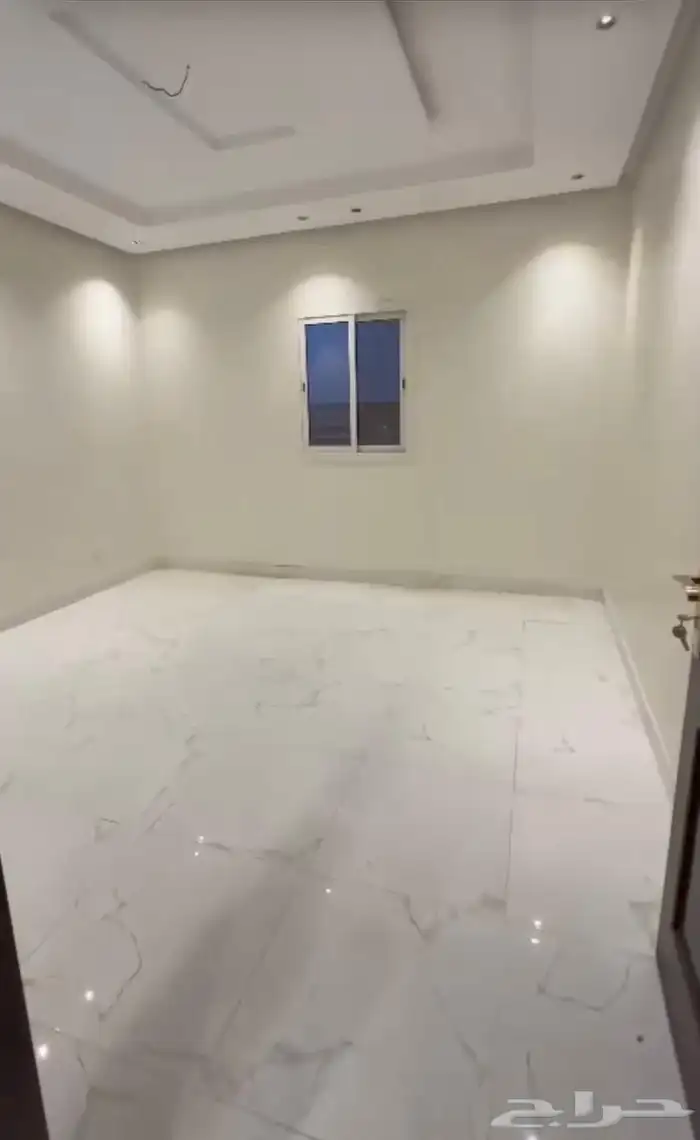 شقق للايجار 6 غرف بحي الريان بجدة دفع شهري 4