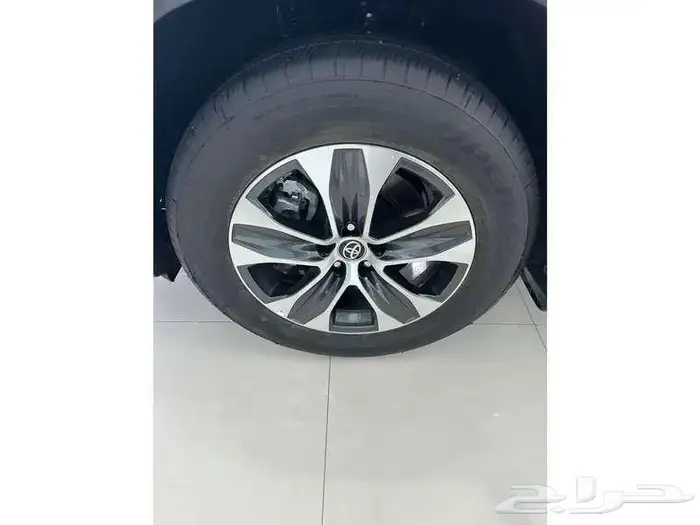 تويوتا هايلاندر GLE 2025 8