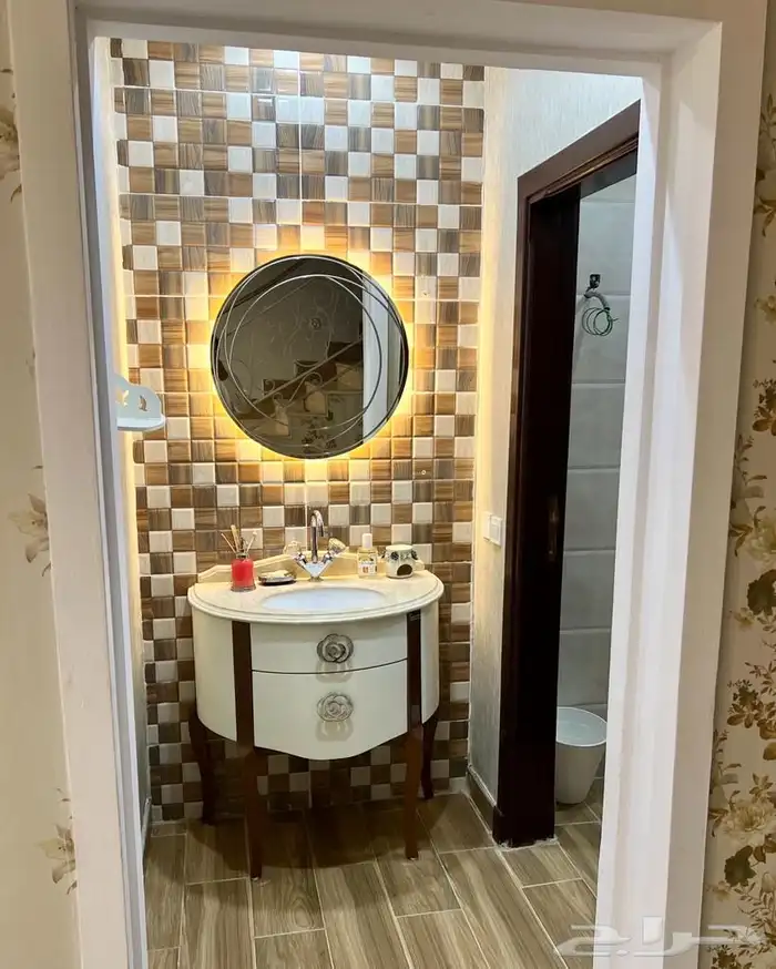 فيلا فاخرة للإيجار حي الفلاح جدة 8