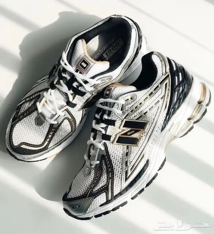 شوزات جزمة نايك اديداس اصليه باسعار حلوه 38