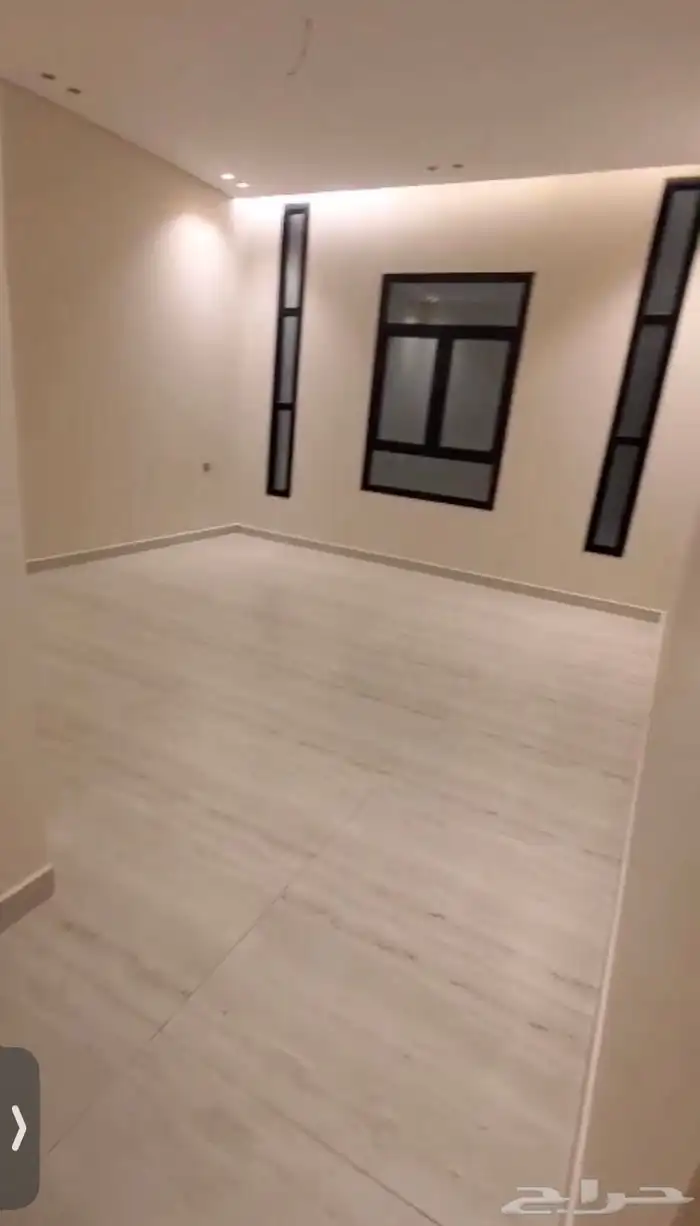 شقه للايجار حي الزهراء 233 م 5
