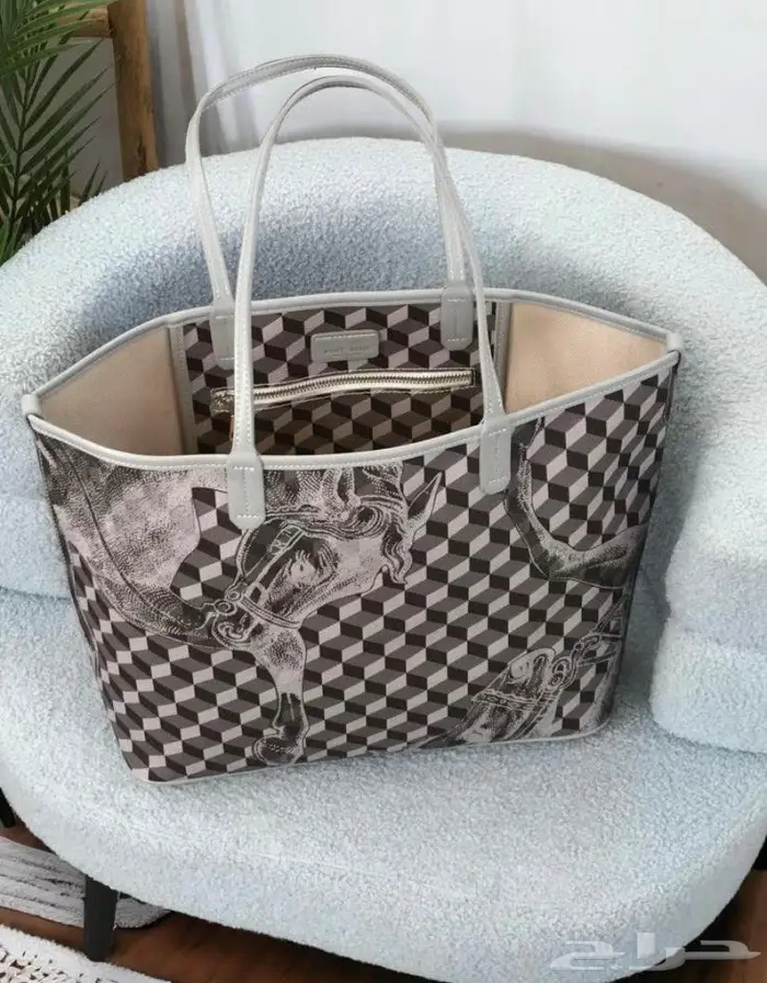 شنط ماركة بولين وماركة لوب نوير 0