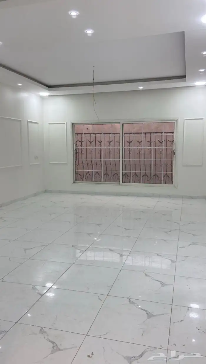 للابيع دور في الضاحيه في حي العاشر خلف مستشفى الالماني 17