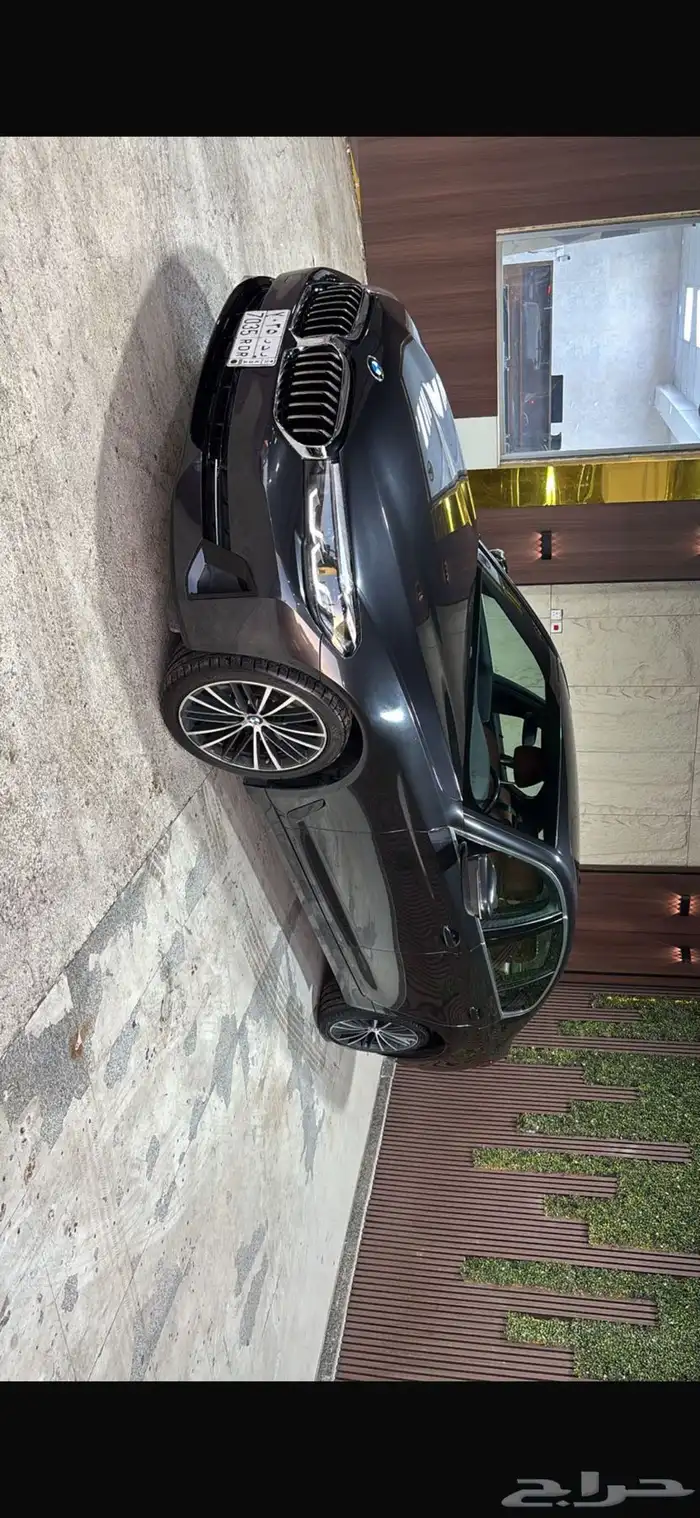 بي ام i520 2023 0