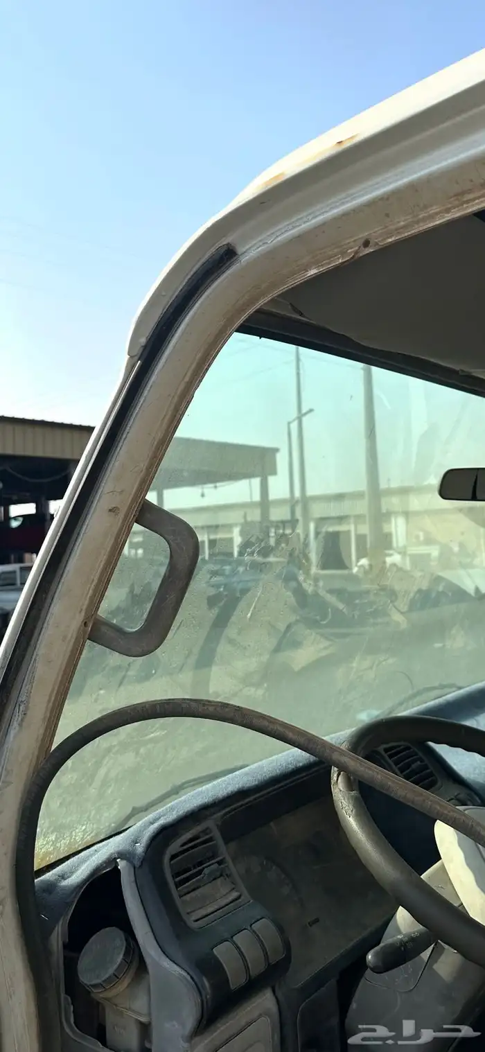 ايسوزو دينا 2002 0