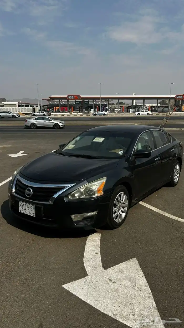 التيما 2014 لون ازرق ستاندر للبيع 0