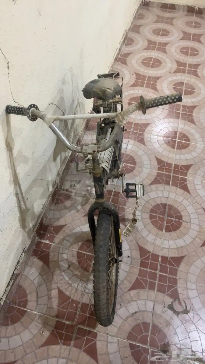 دراجه رامبو كل شي سليم فيها بس لها فتره ما امشي فيها السعر 1