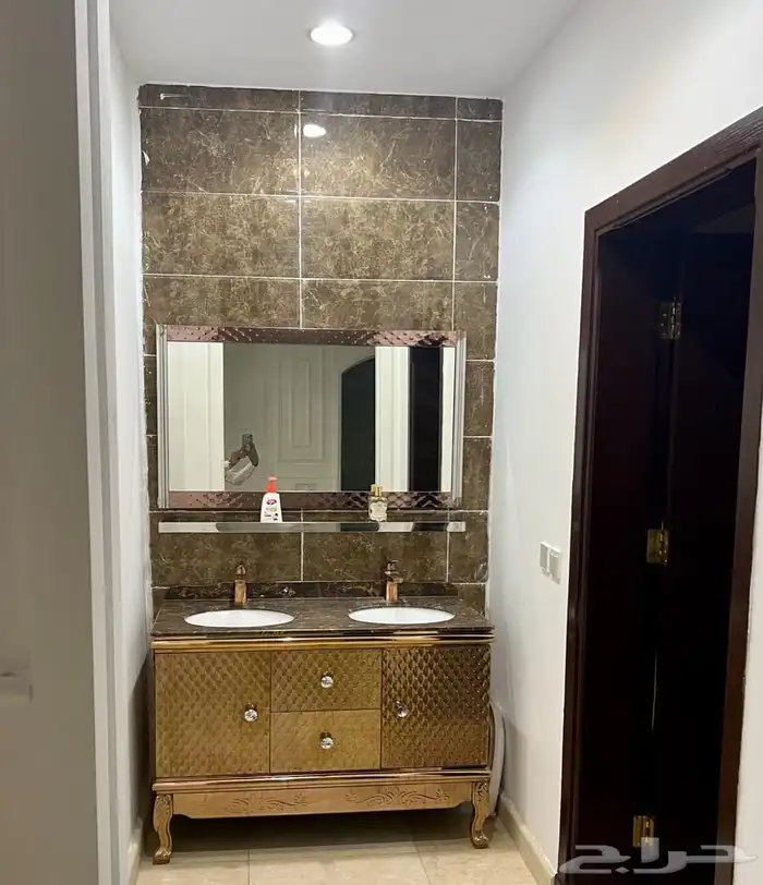 فيلا فاخرة للإيجار حي الفلاح جدة 10